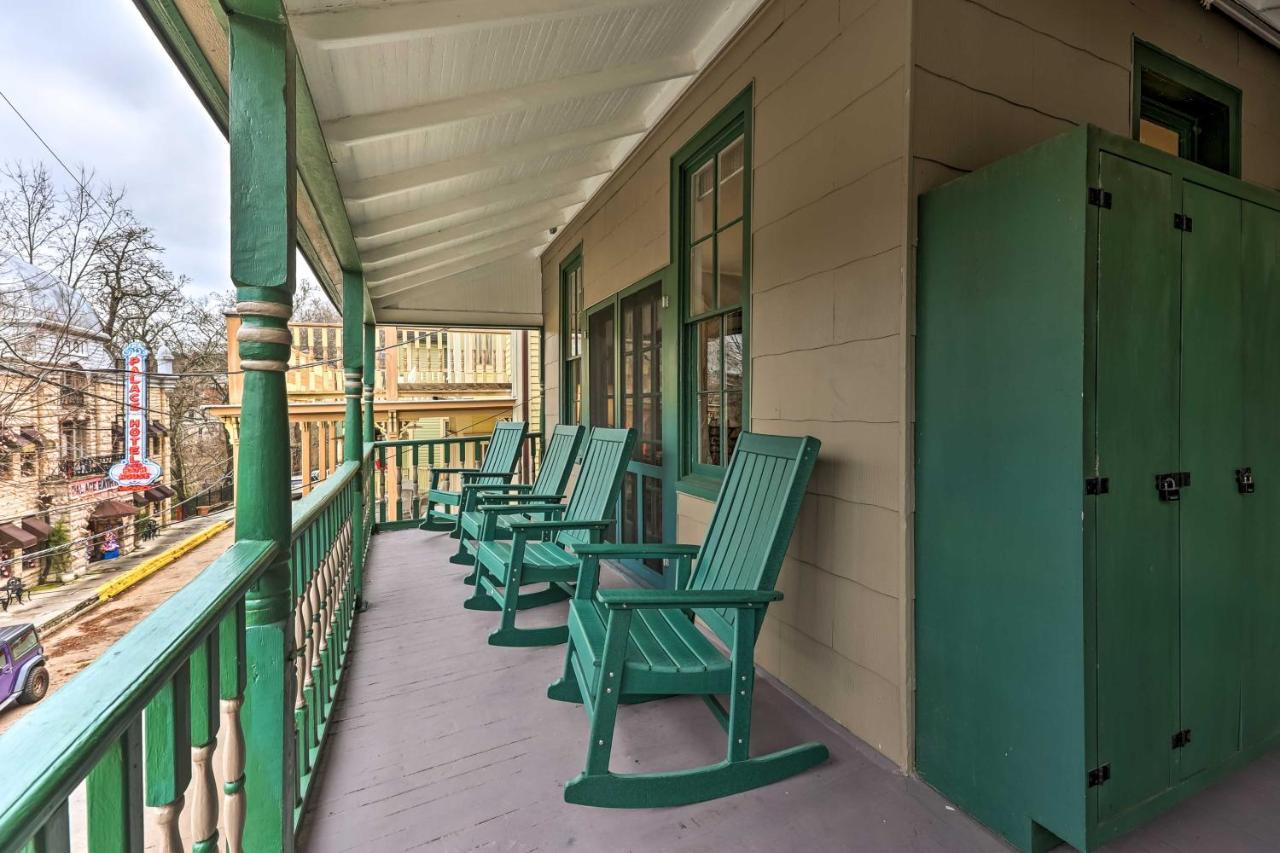 Cozy Eureka Springs Cottage, Walk To Dtwn! Exterior photo